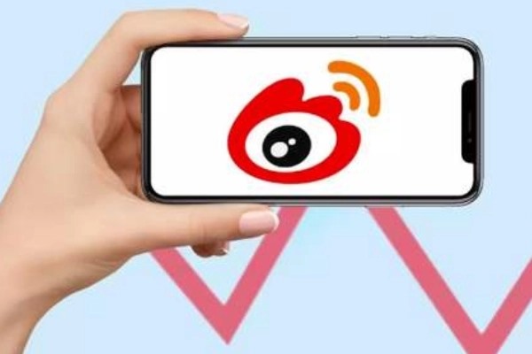 为什么我的微博总是会无缘无故自己关注其他人？